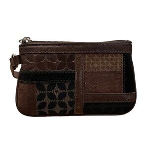 Fossil Vintage tapestry patchwork brown wristlet